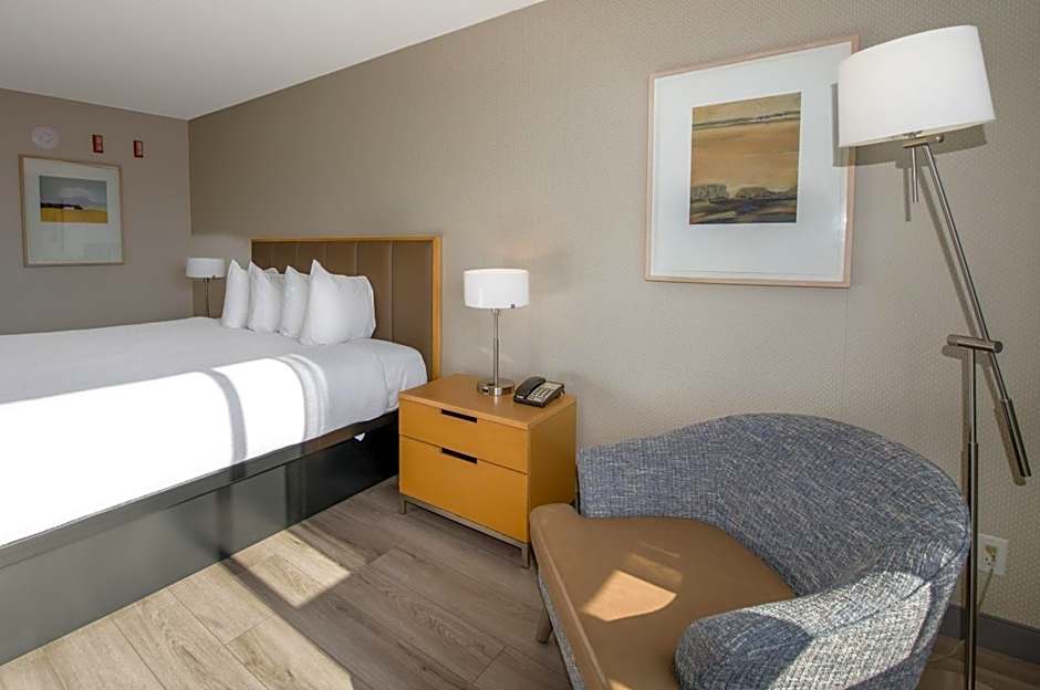 Coast Chilliwack Hotel
