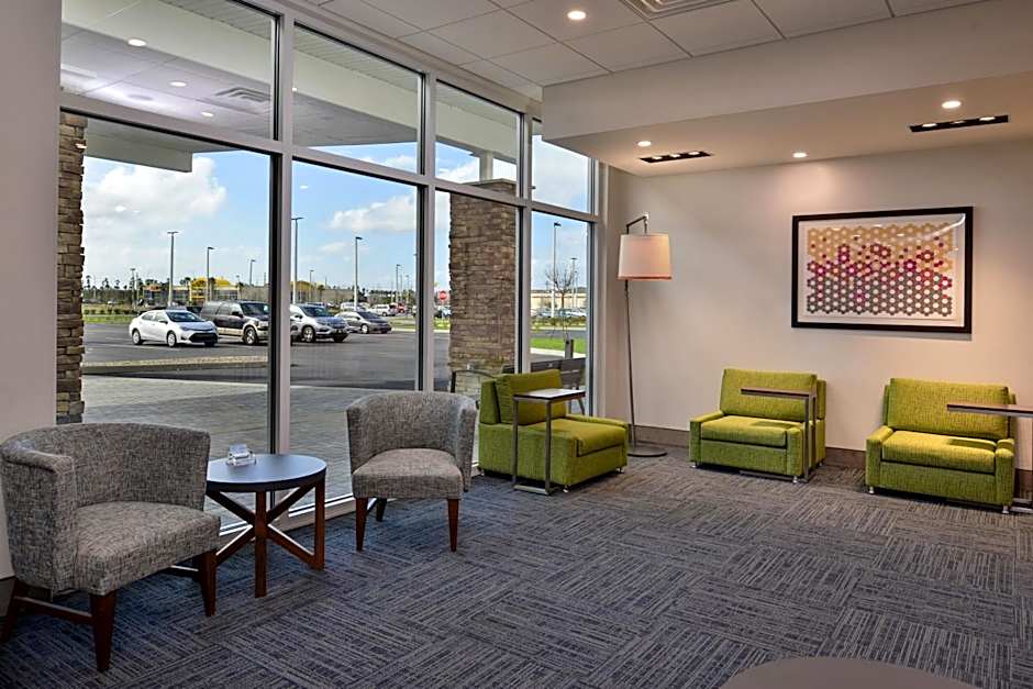 Holiday Inn Express & Suites West Melbourne By IHG