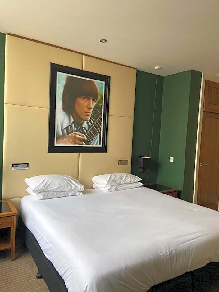 Hard Days Night Hotel