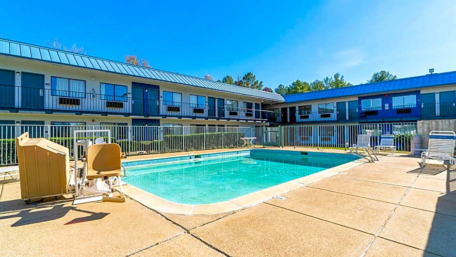 Photo 1 of 32 of Xpress Inn & Extended Stays