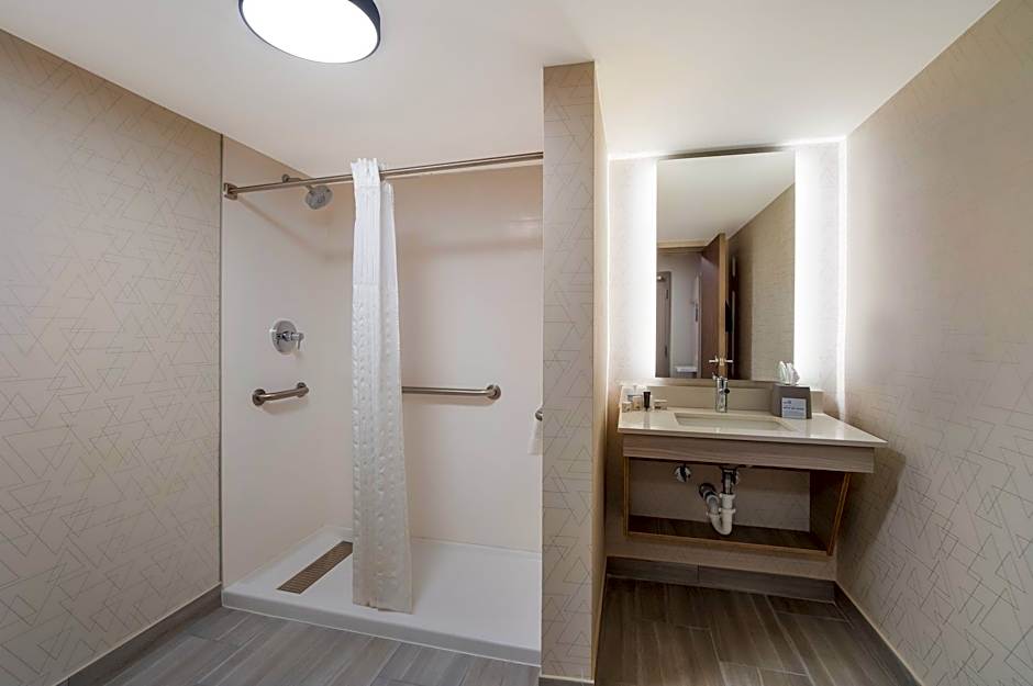 Holiday Inn Express & Suites - Lexington By IHG