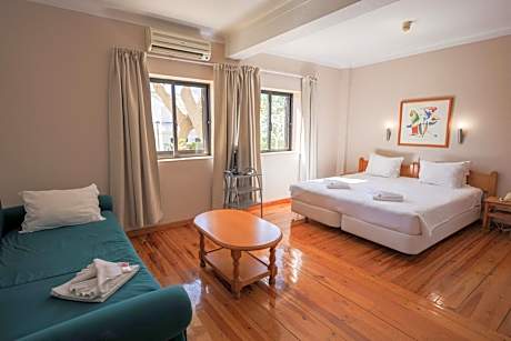 Economy Quadruple Room