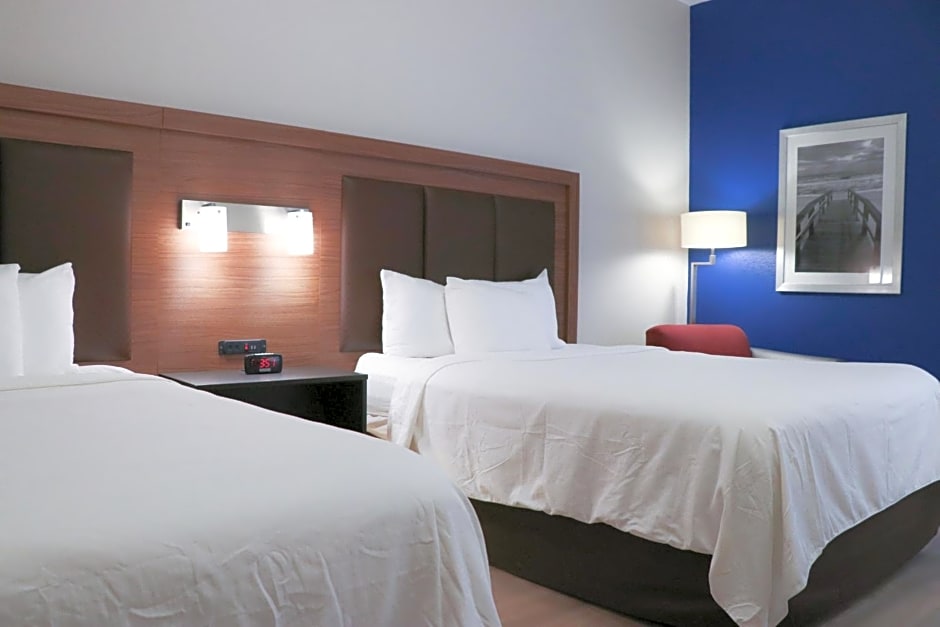 Days Inn & Suites by Wyndham Fort Myers Near JetBlue Park