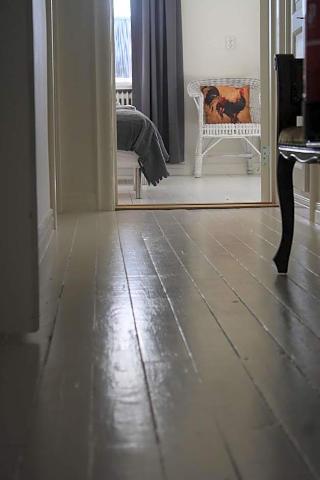 Alvaret Hotel & Hostel