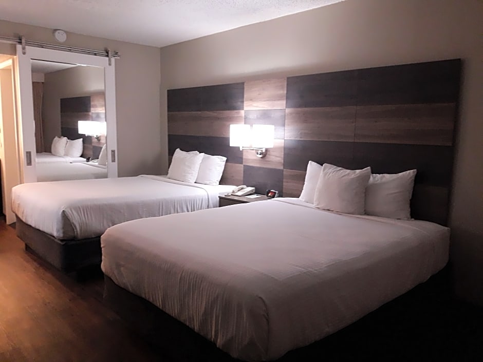 Clarion Pointe University/Expo