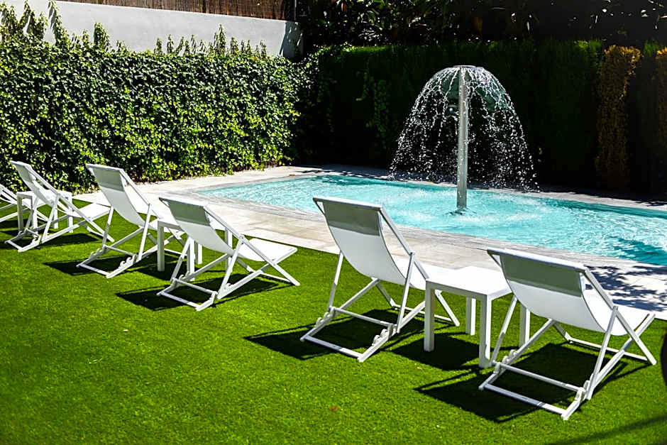 Apartamentos La Era Park