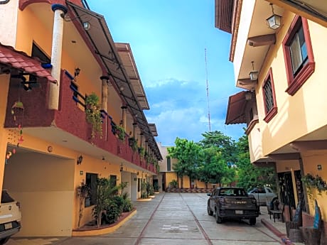 Hotel Hacienda la Alborada