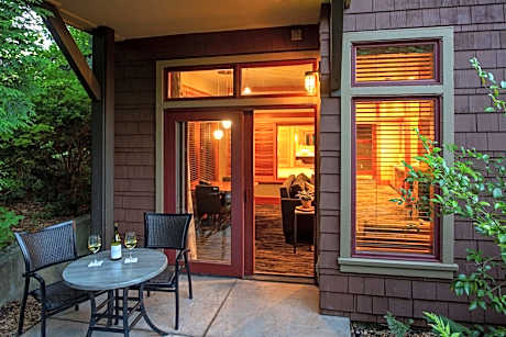 Suite with Spa Bath