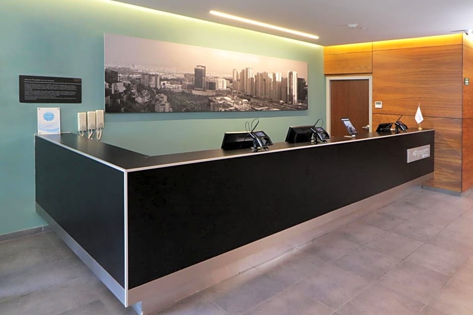 City Express Suites by Marriott Ciudad de México Santa Fe