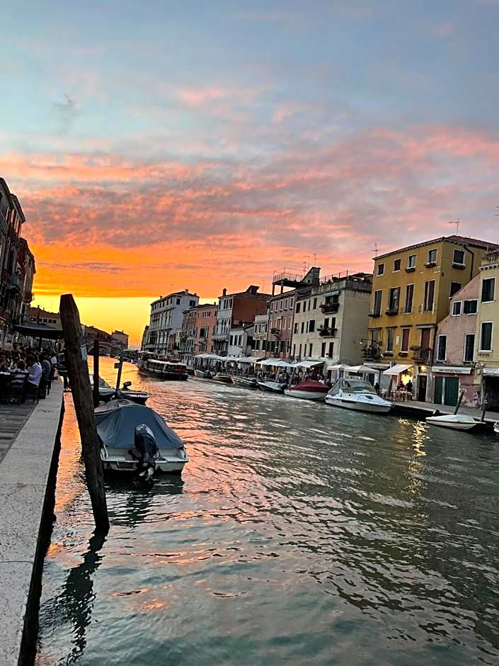 Ca' Bonfadini Historic Experience