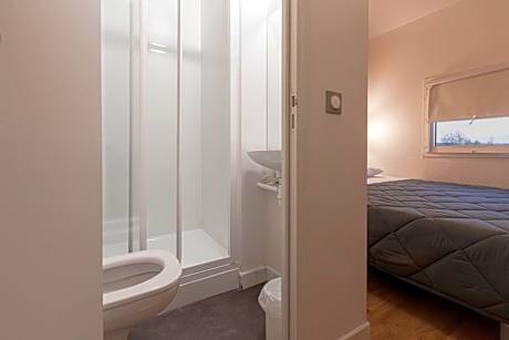 Première Classe Plaisir Gatines