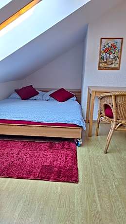 Deluxe Double Room with Extra Bed