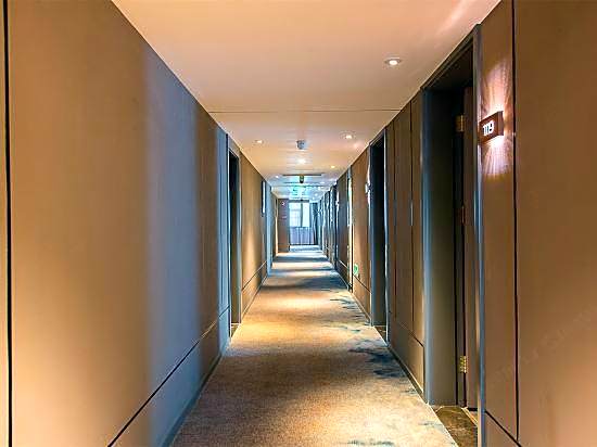 Home Inn Hotel (Guangzhou Yongqingfang Ruyifang Subway Station Branch)