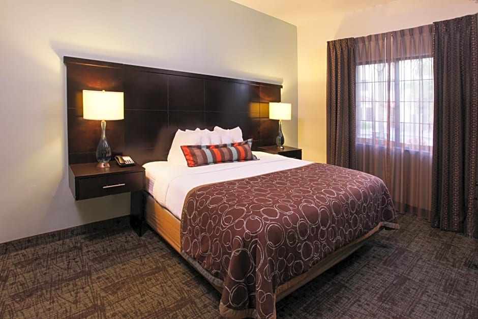 Staybridge Suites Naples - Gulf Coast, an IHG Hotel