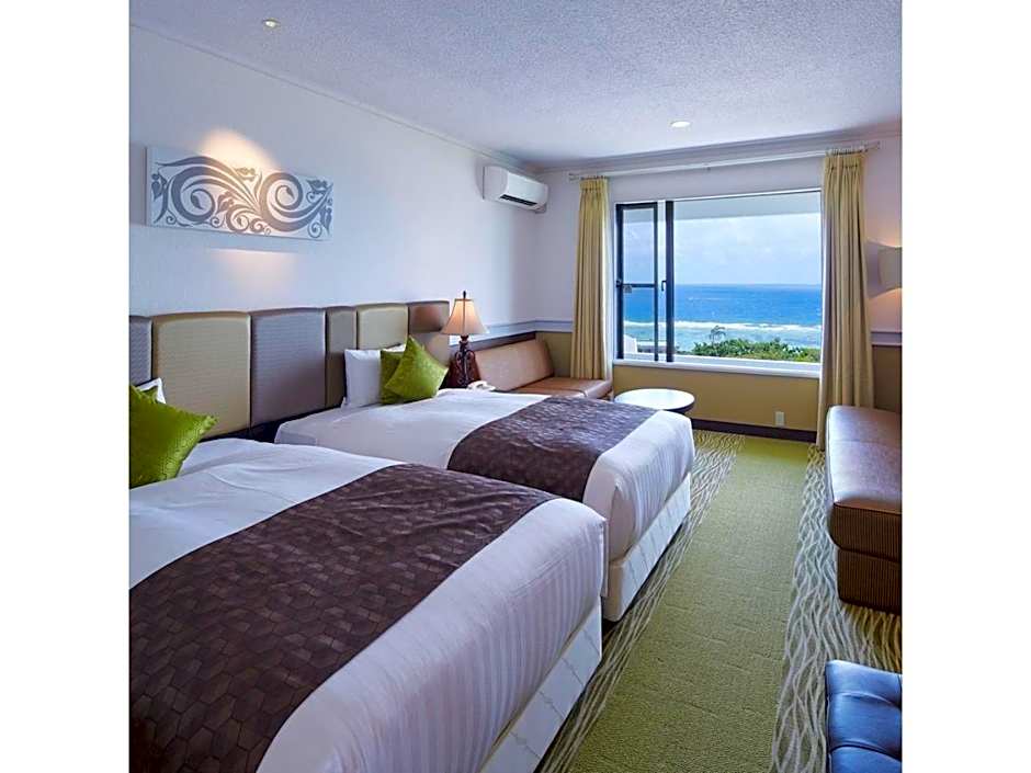 Royal View Hotel Churaumi