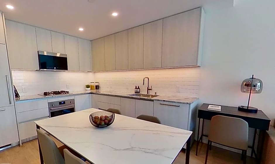 Level Long Beach - East Village