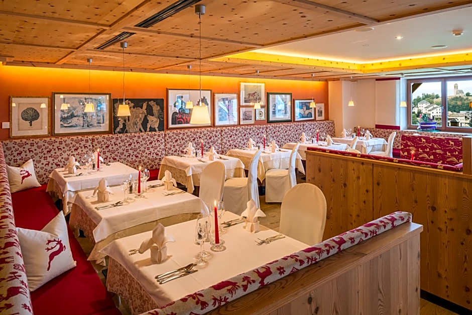 Hotel Emmy - five elements