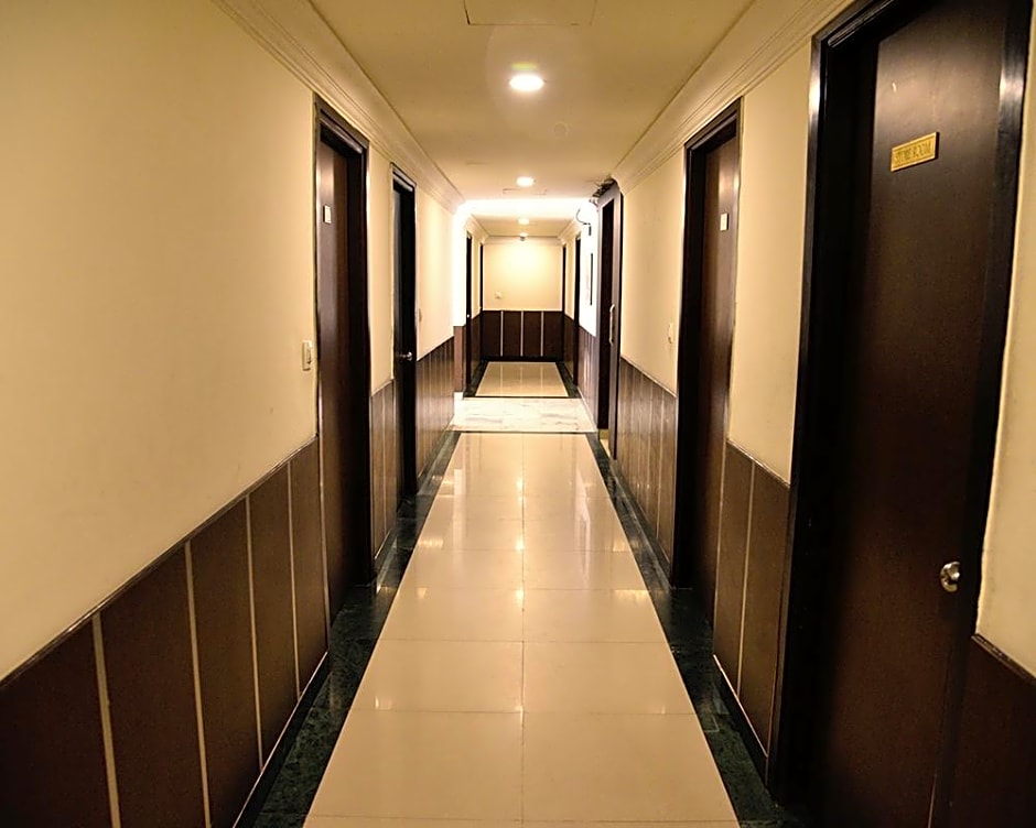 Hotel Shiva Residency