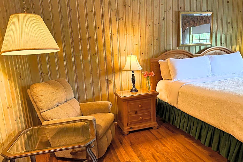 Azalea Garden Inn