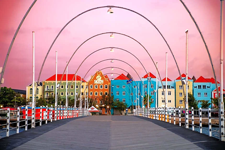 Brion City Hotel BW Signature Collection