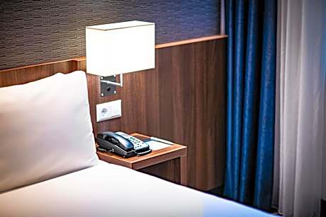 Standard Twin Room with Two Single Beds