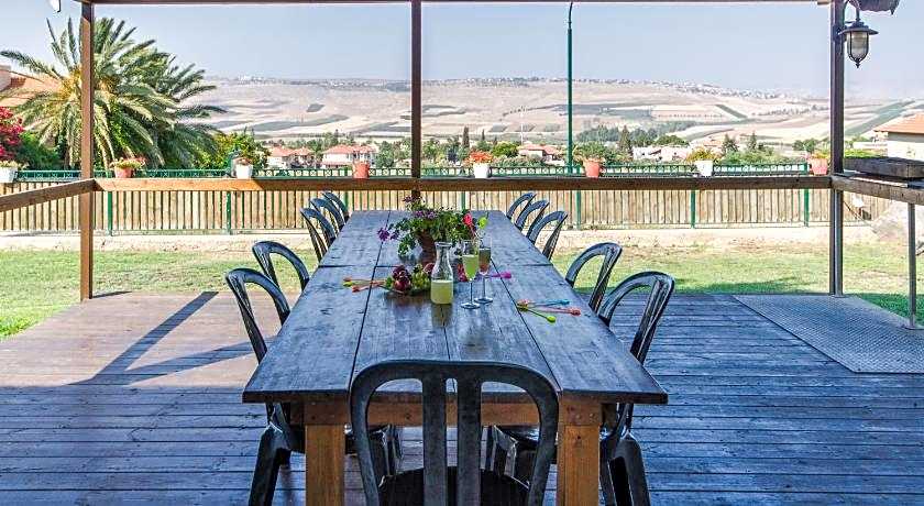 Avigail Guest House