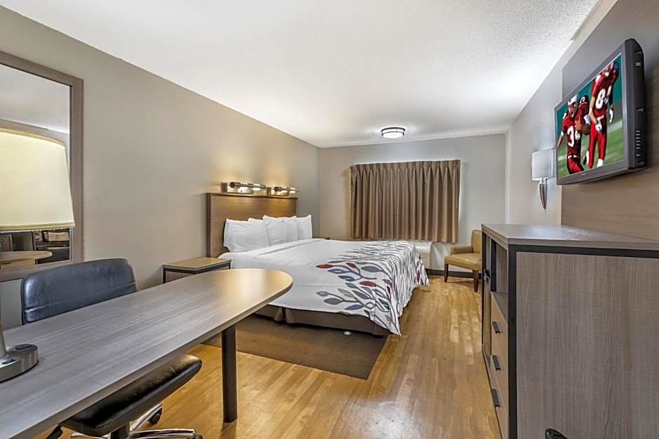 Red Roof Inn Erie - I-90