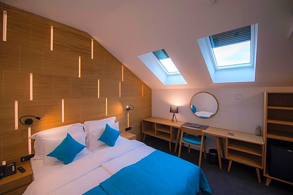 Hotel Sana