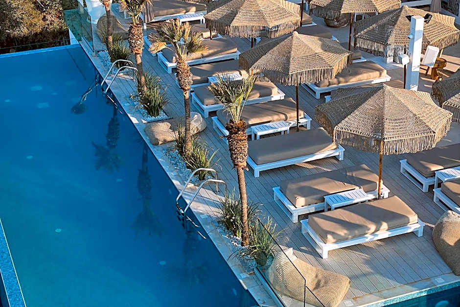 Hotel Napa Suites (Adults Only)