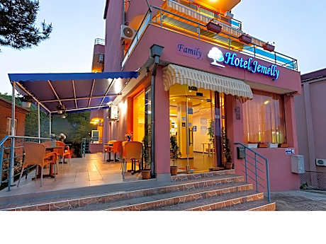 Hotel Jemelly