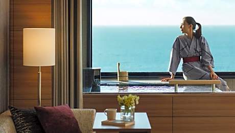 Premier King Room with Hot Spring Bath - Ocean View
