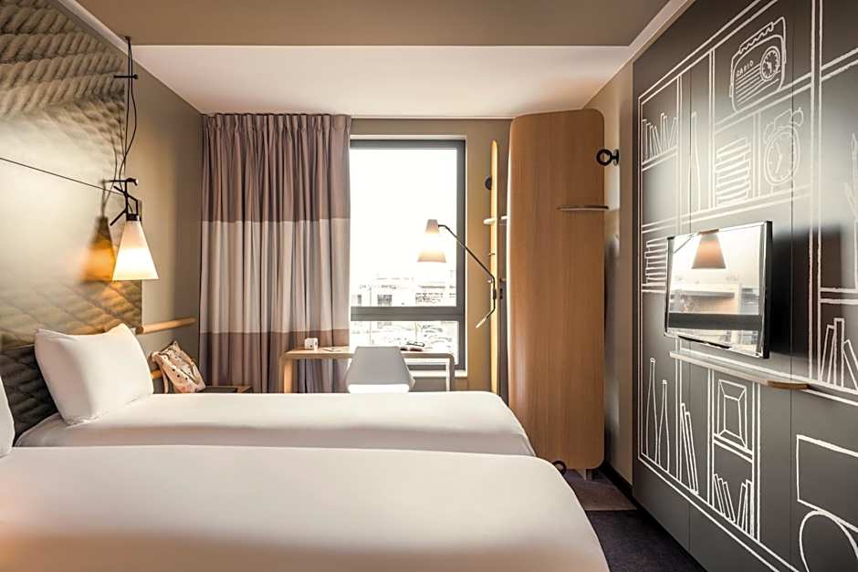ibis Saint Quentin en Yvelines - Velodrome