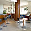 Hotel Re