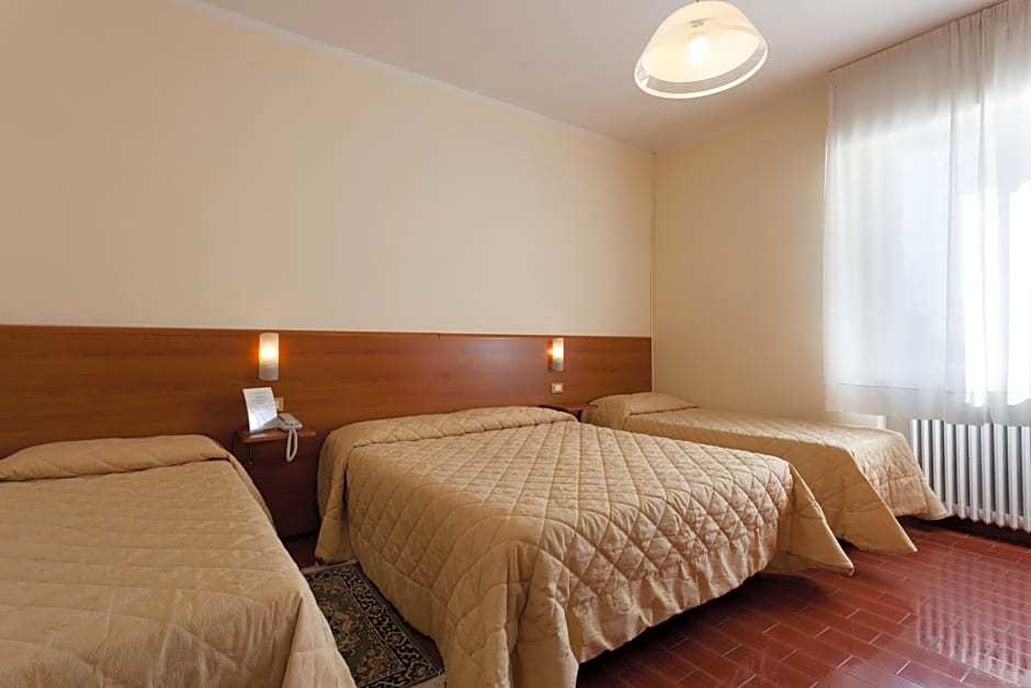 Parking Hotel Giardino