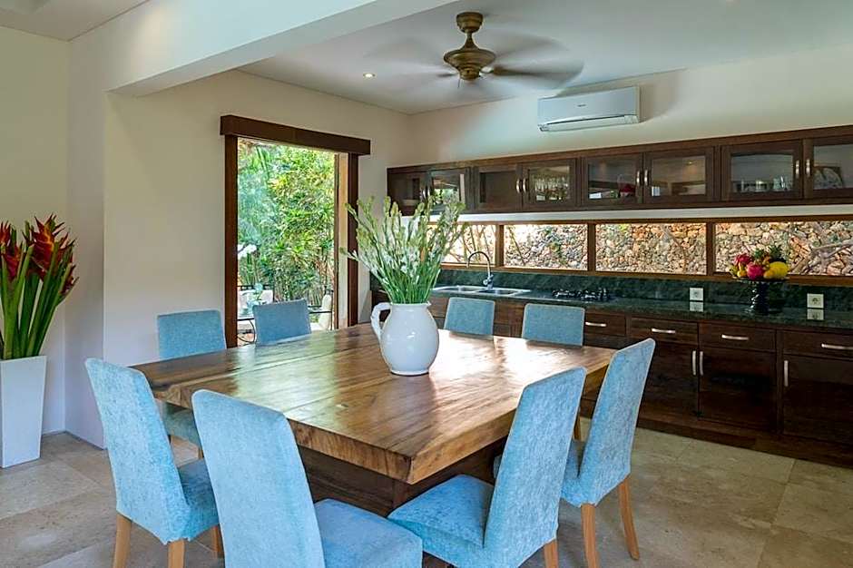 Villa Kubu Seminyak