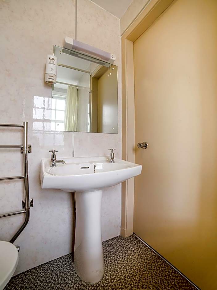 Brentwood Aberdeen City Centre near Union Street