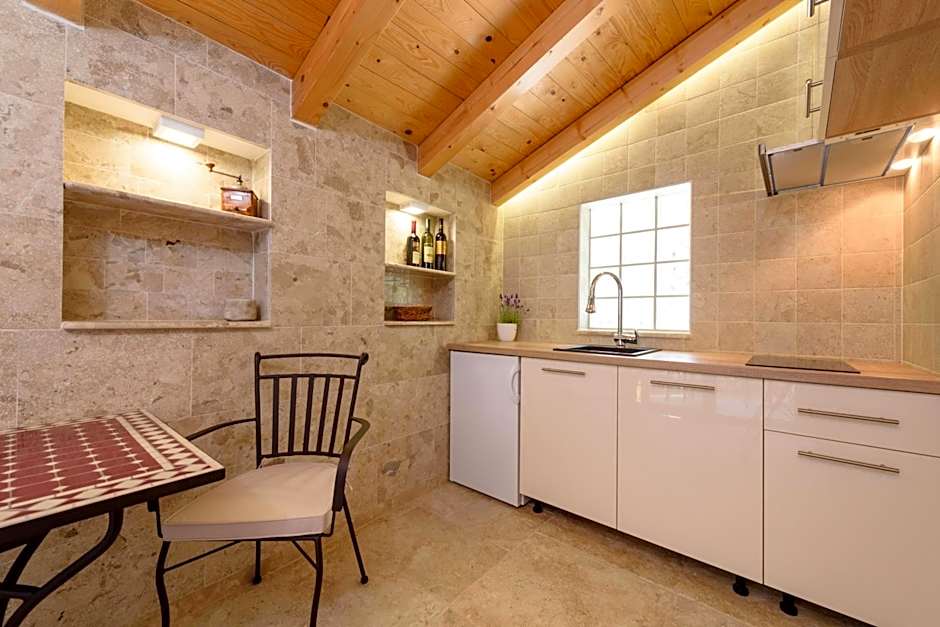 Villa Kudelik - Stone Story