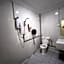 OYO 90895 Hotel Ikia