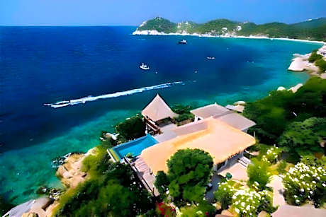 P9 - Two Bedroom Pool Villa with Excellent View