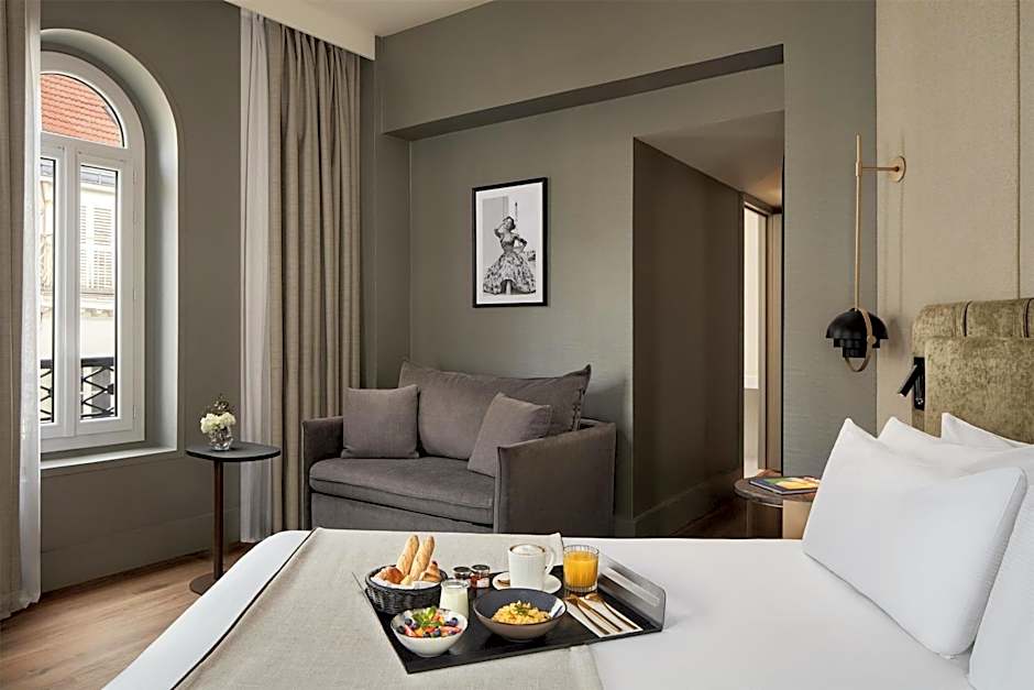 NH Paris Champs- Elysees