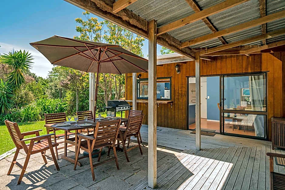 Sundaze - Hahei Holiday Home