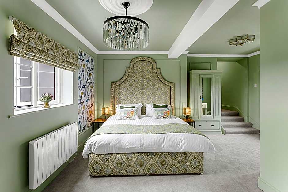 Welbeck Manor and Golf