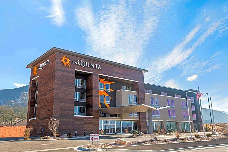 La Quinta Inn & Suites by Wyndham Cedar City