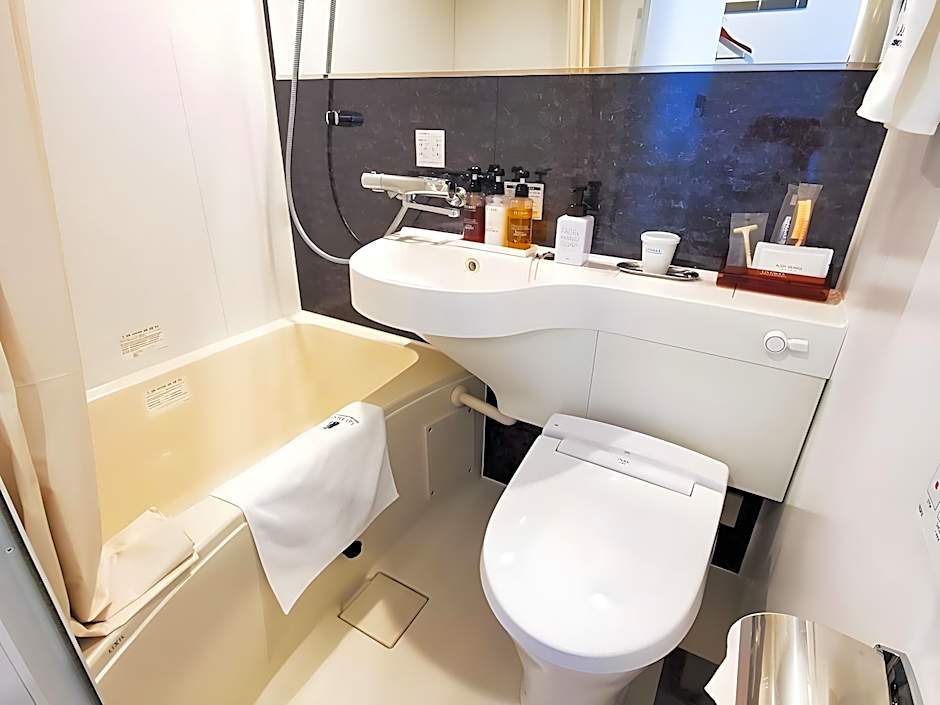 Hotel Livemax Chiba Soga-Ekimae