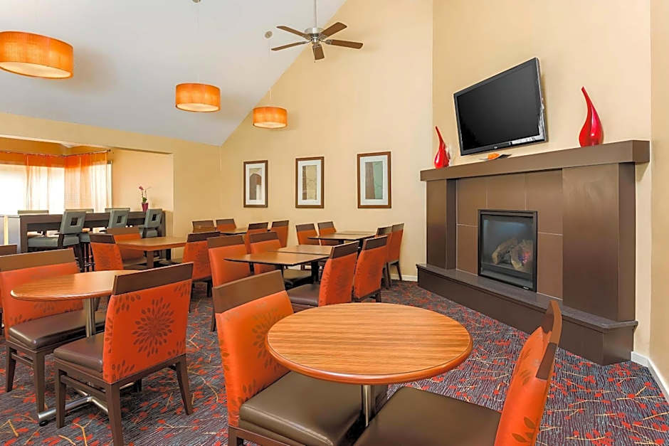 MainStay Suites St. Louis - Galleria