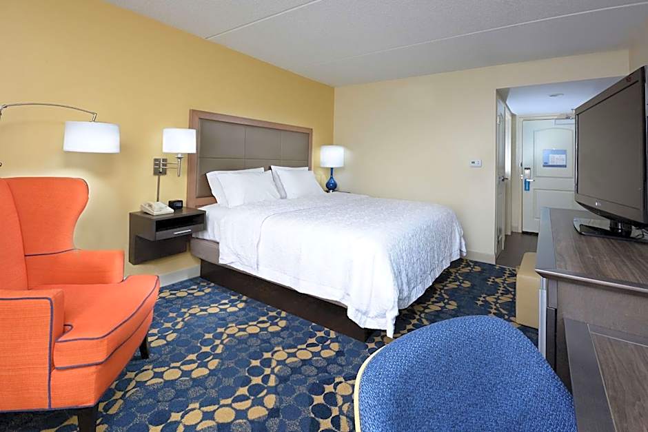 Hampton Inn By Hilton Roxboro
