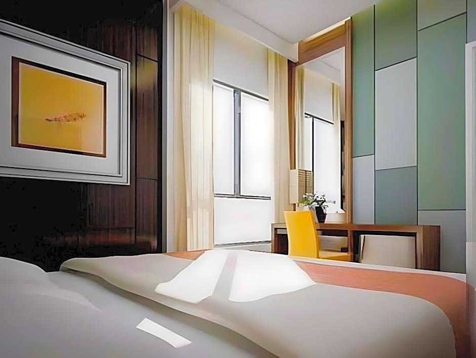 Splash Hotel