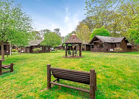 Tilford Woods Lodge Retreat