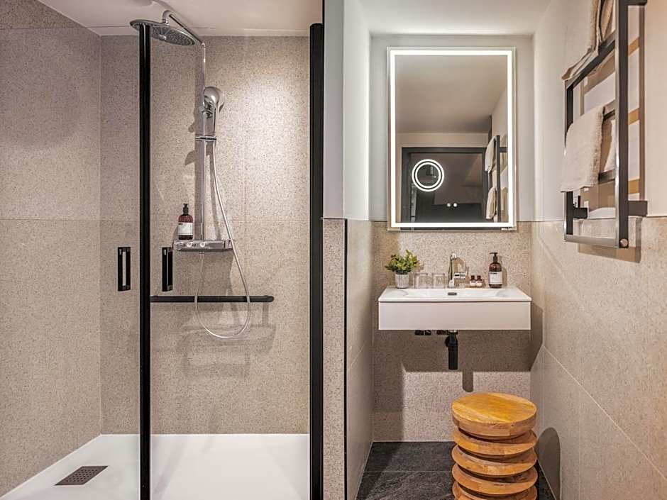 Maisons du Monde Hotel & Suites - Marseille Vieux Port