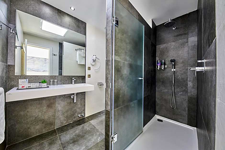 Hotel Joan Miro Museum